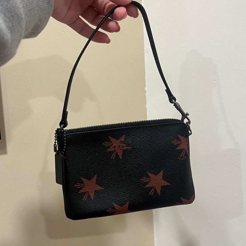 Y2K 2000s "Star Canyon" black leather Coach Corner Zip Wristlet / Mini Bag